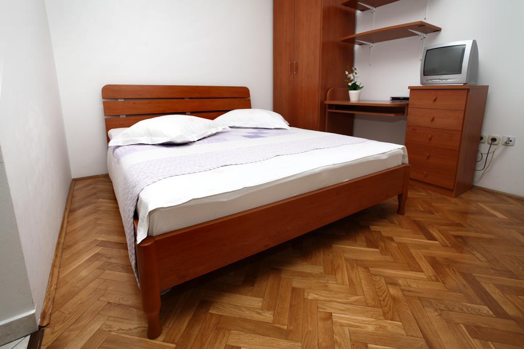 Apartments In Beautiful Split Podstrana Room photo